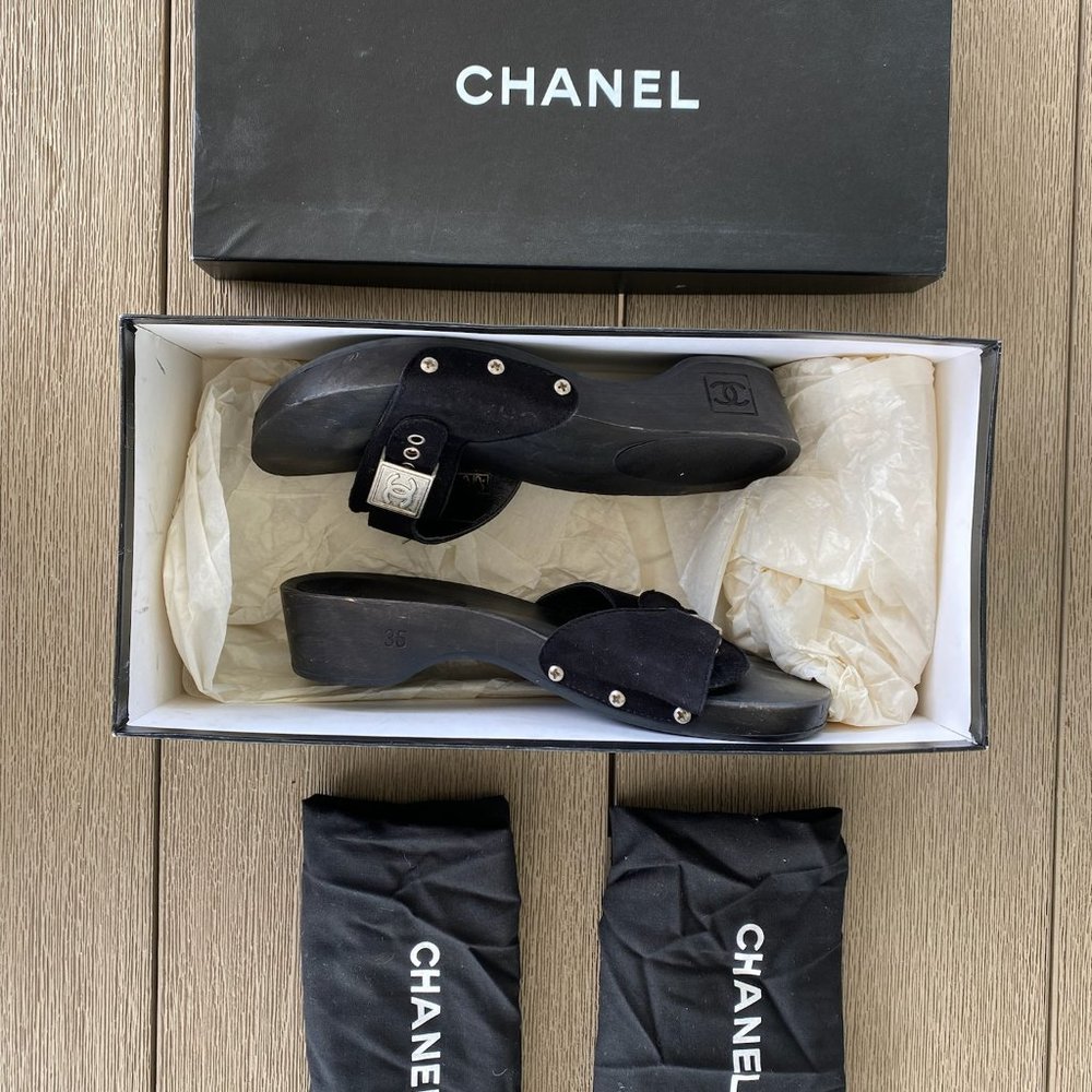 Chanel Mule Slip on Slides Clog Sandals Black - Size 35B